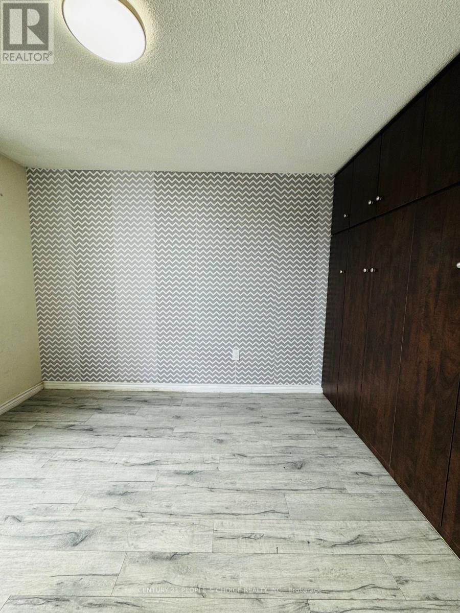 1410 - 21 Knightsbridge Road, Brampton, Ontario  L6T 3Y1 - Photo 20 - W12357175