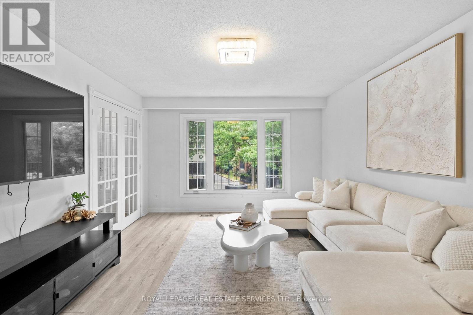 Property at 1504 KENILWORTH CRESCENT image 5