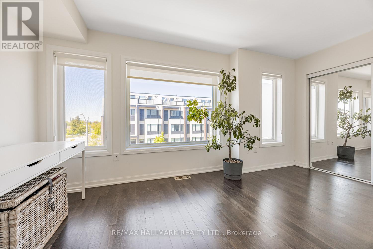 11 Caroline Carpenter Grove, Toronto, Ontario  M3K 0B1 - Photo 16 - W12357190