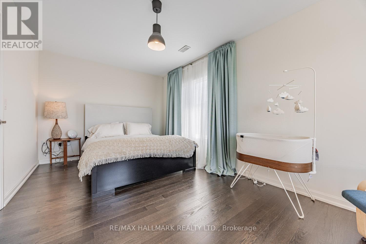 11 Caroline Carpenter Grove, Toronto, Ontario  M3K 0B1 - Photo 17 - W12357190