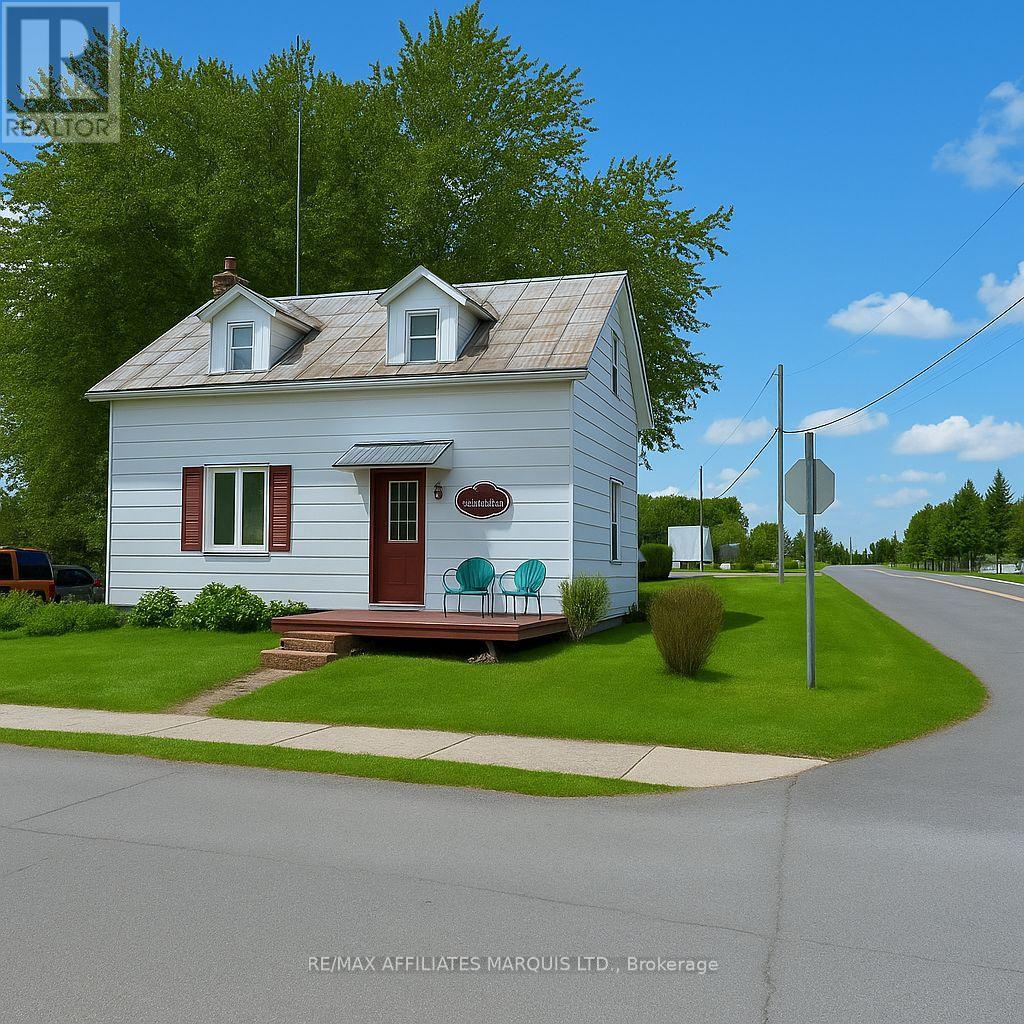 37 MAIN STREET, South Stormont, Ontario