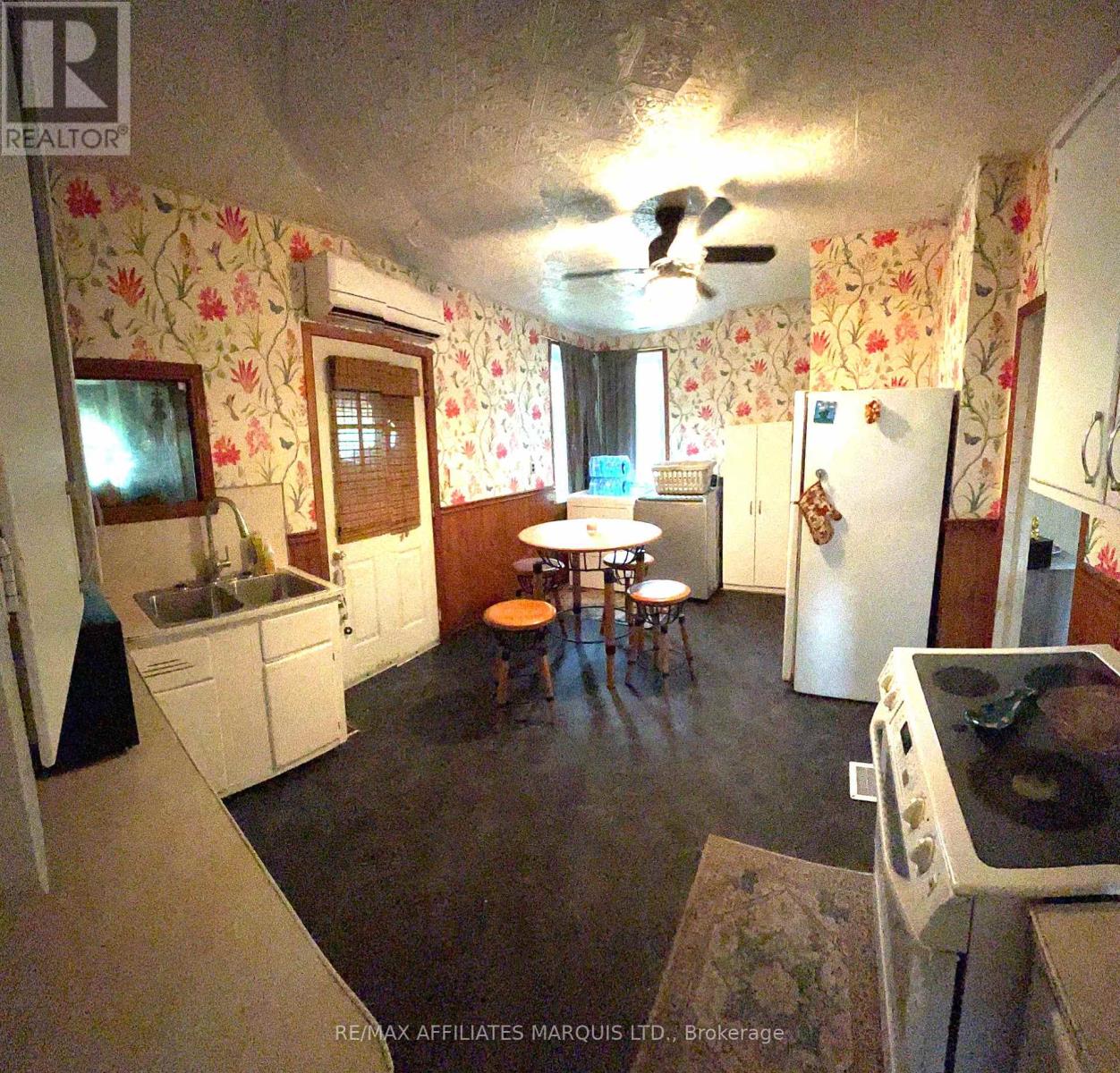 37 Main Street, South Stormont, Ontario  K0C 1Y0 - Photo 14 - X12161314