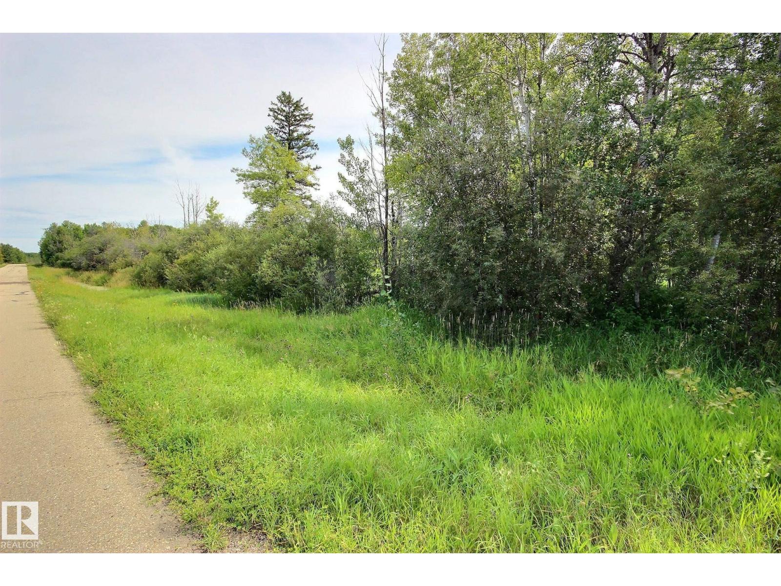 5219 Twp Road 541a, Rural Lac Ste. Anne County, Alberta  T0E 1V0 - Photo 2 - E4454042