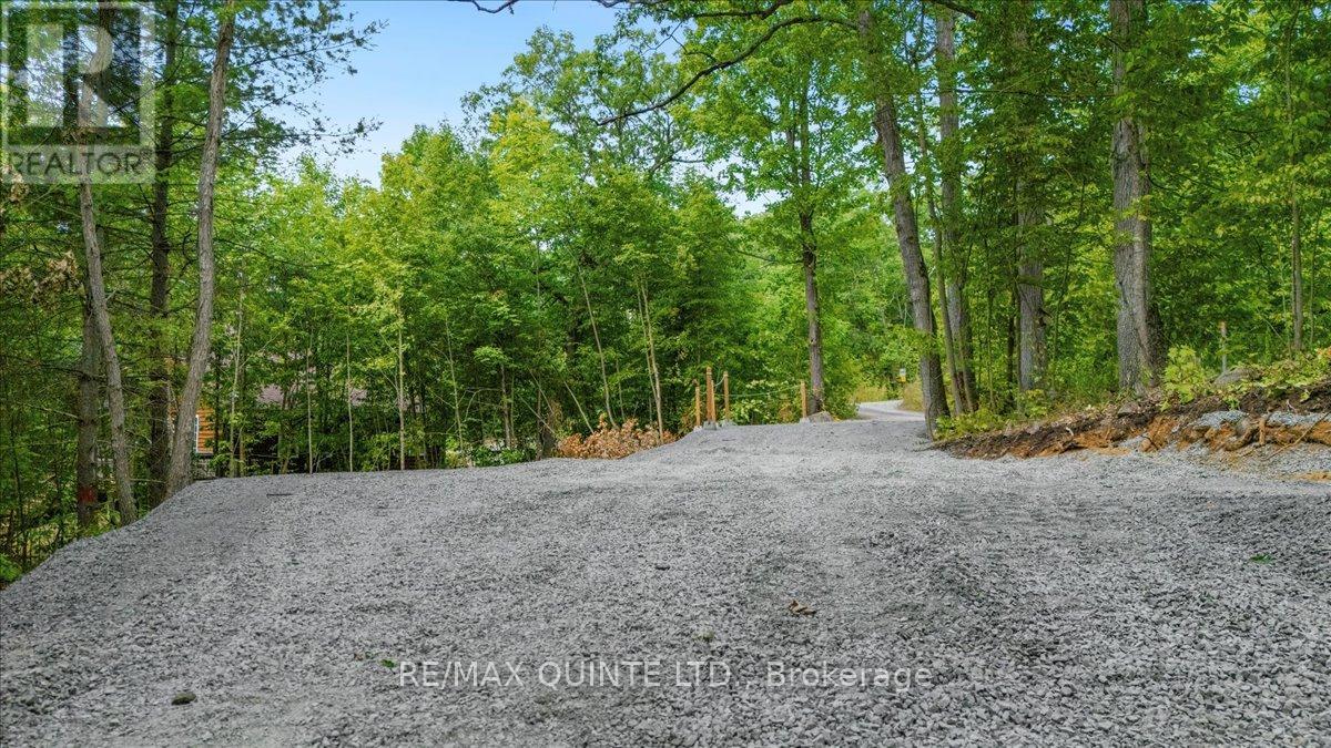 102 Attwood Lane, Frontenac (Frontenac South), Ontario  K0H 1T0 - Photo 21 - X12328476