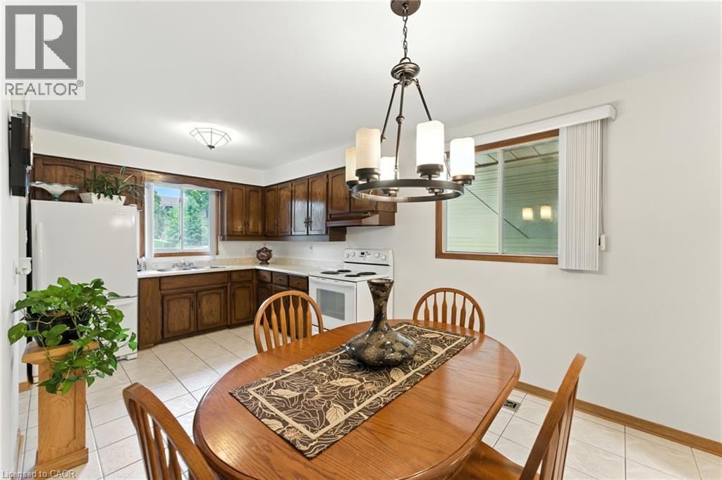 1043 Canfield Crescent, Woodstock, Ontario  N4S 8P3 - Photo 11 - 40761748
