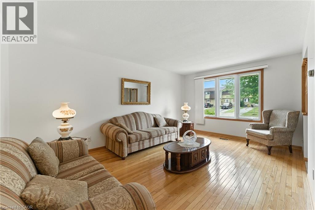 1043 Canfield Crescent, Woodstock, Ontario  N4S 8P3 - Photo 9 - 40761748