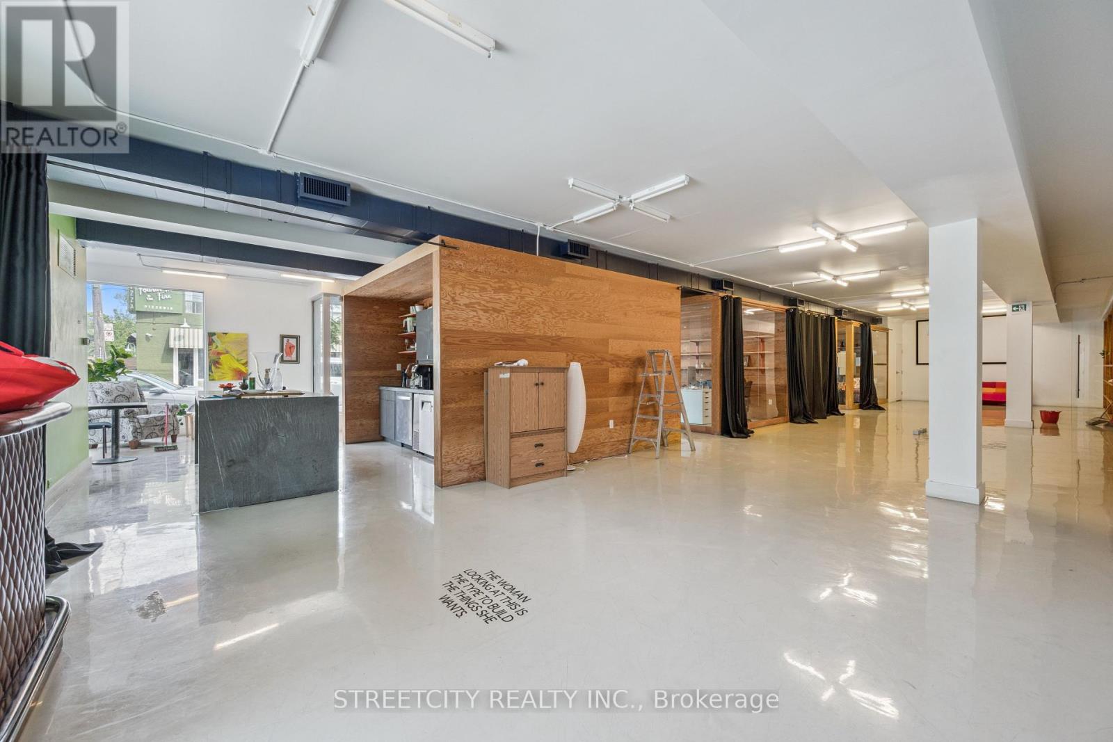 837 Dundas Street W, Toronto (Trinity-Bellwoods), Ontario  M6J 1V4 - Photo 5 - C12357395
