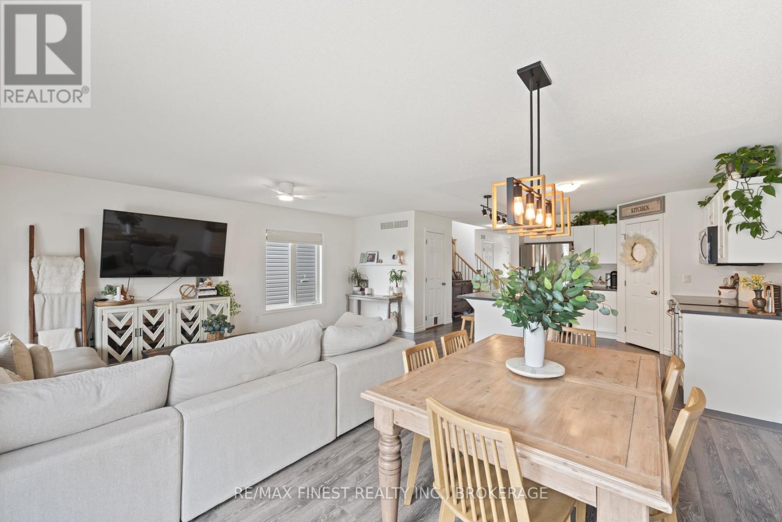 37 Brennan Crescent, Loyalist, Ontario  K0H 2H0 - Photo 17 - X12357379