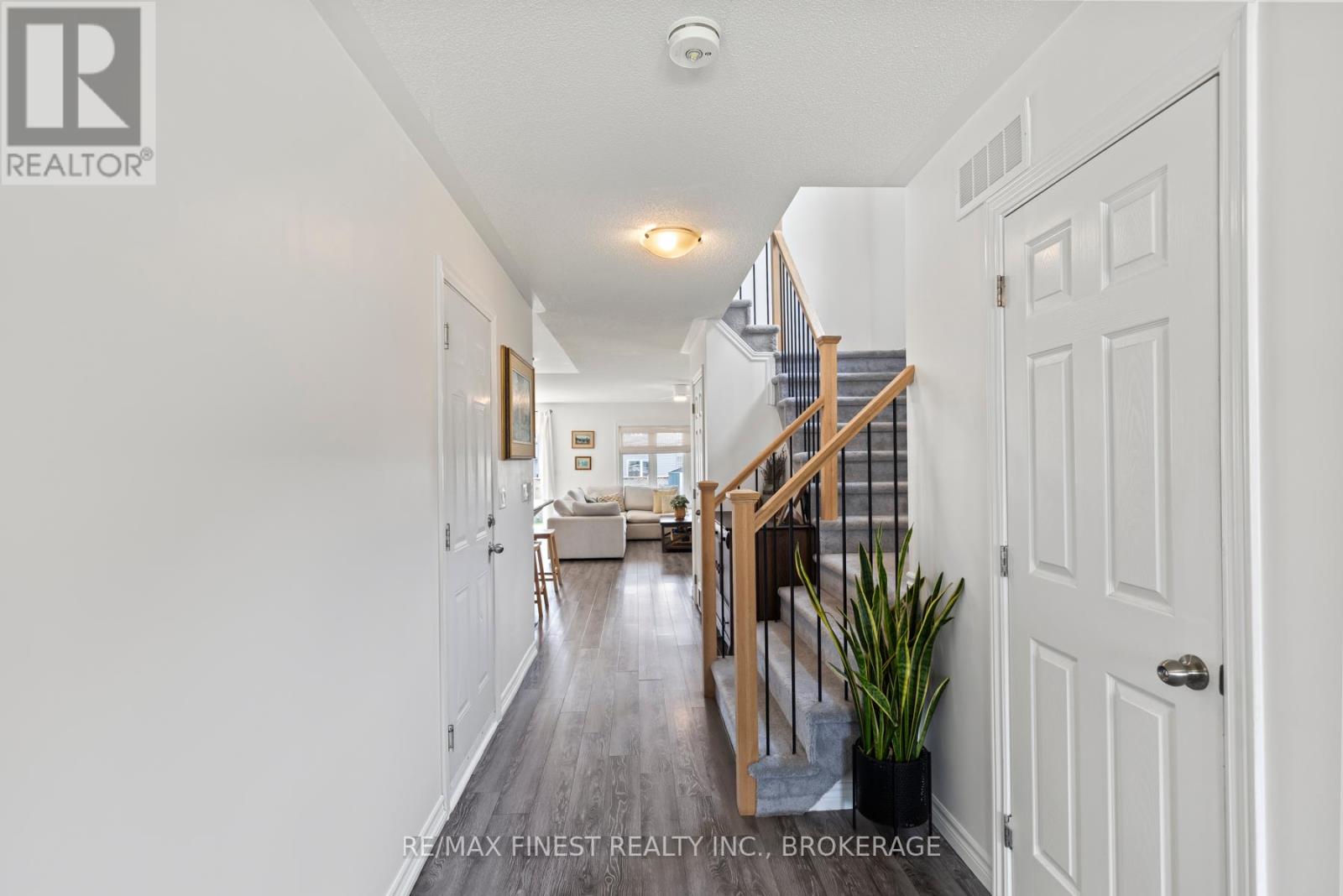 37 Brennan Crescent, Loyalist, Ontario  K0H 2H0 - Photo 6 - X12357379
