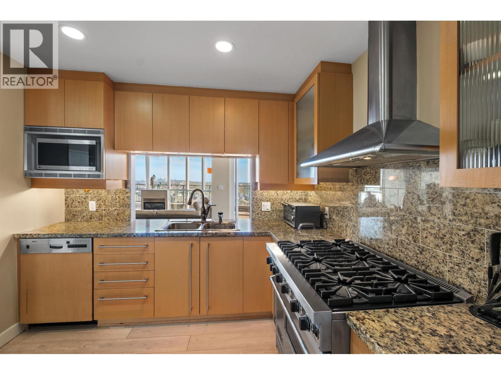 4201 1408 Strathmore Mews, Vancouver, British Columbia  V6Z 3A9 - Photo 10 - R3039303