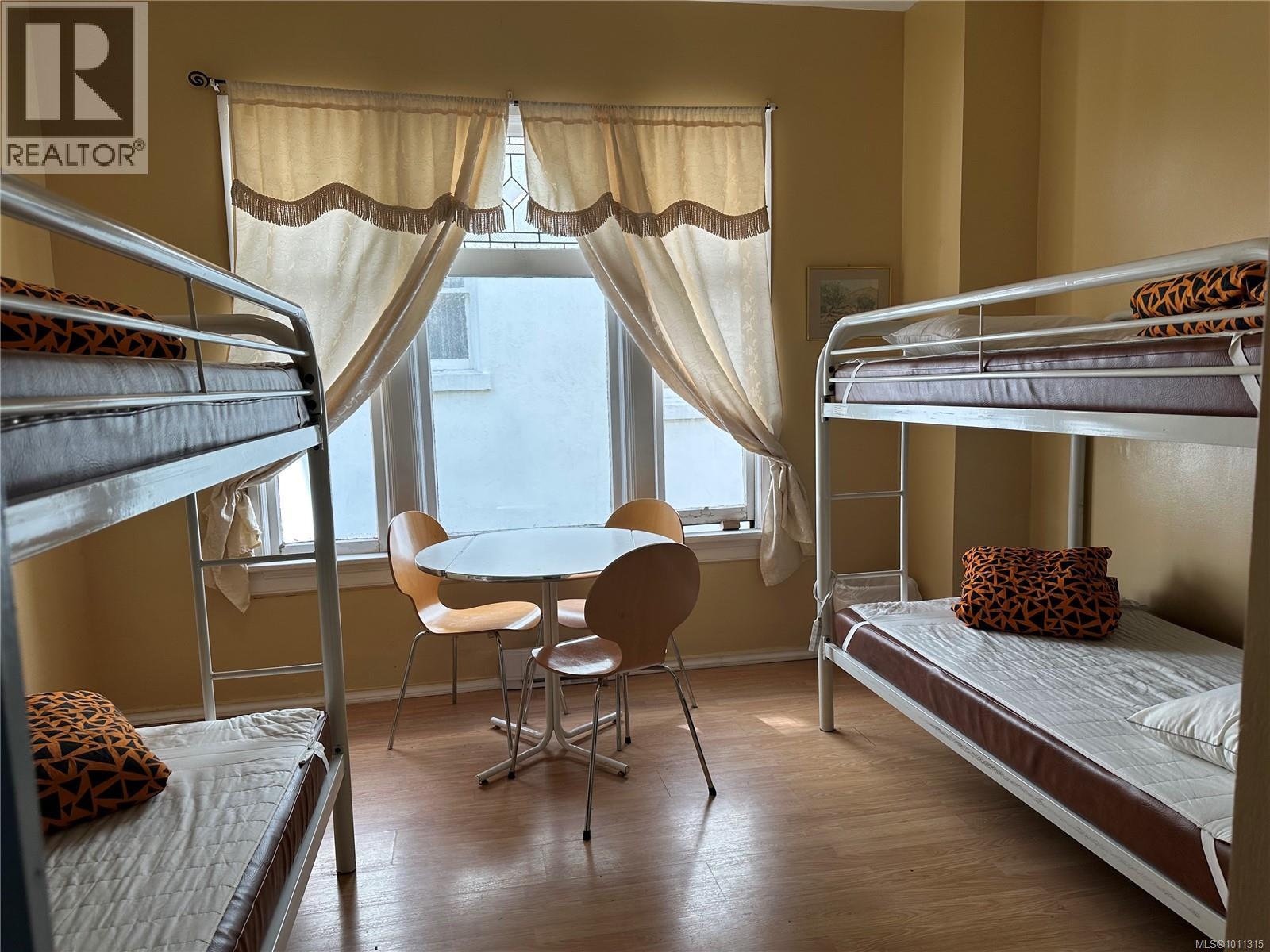 1608 Quadra St, Victoria, British Columbia  V8W 2L4 - Photo 18 - 1011315