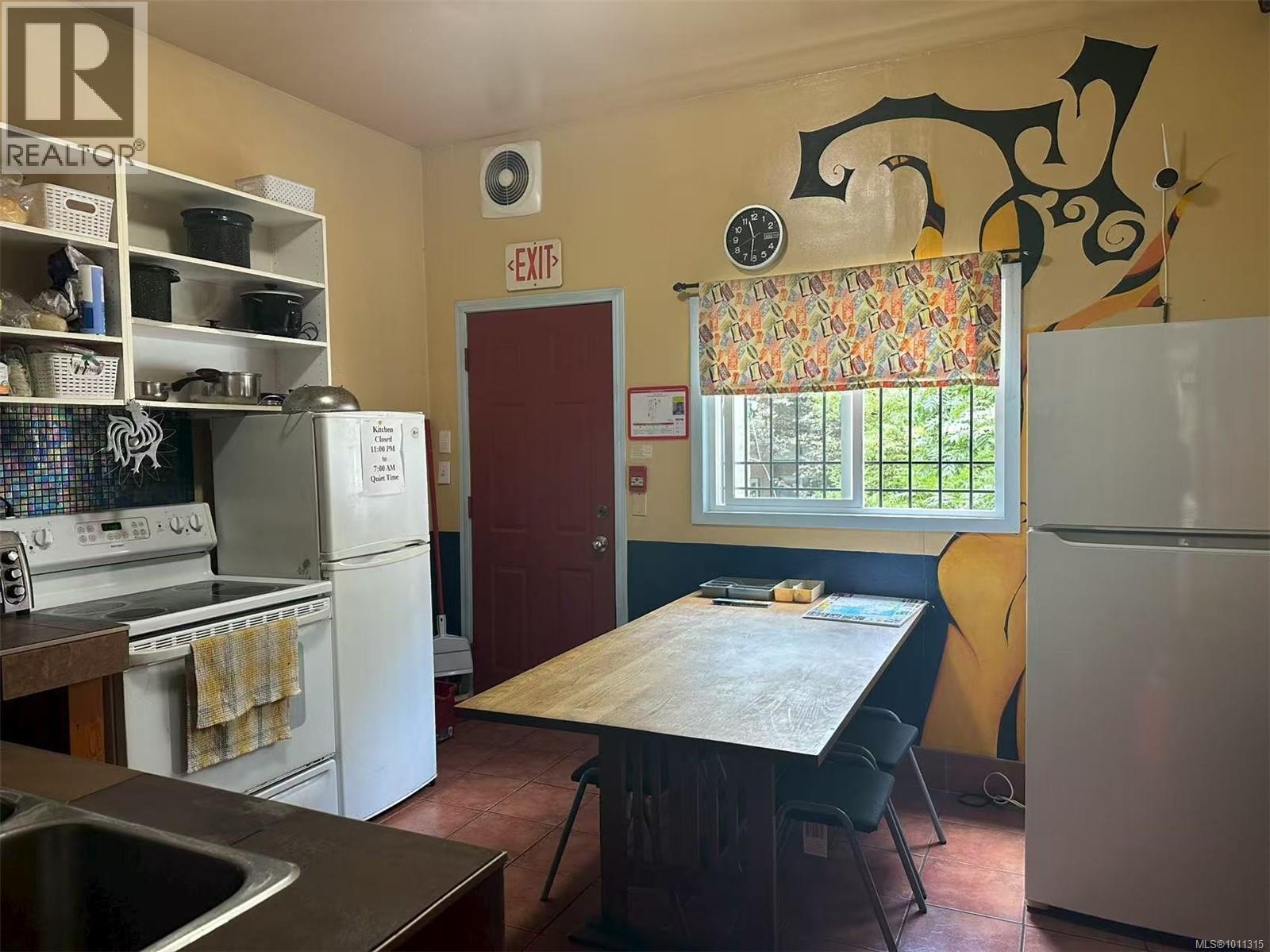 1608 Quadra St, Victoria, British Columbia  V8W 2L4 - Photo 21 - 1011315