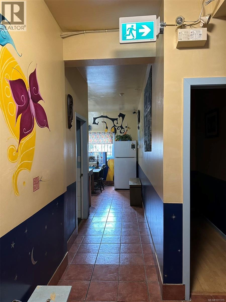 1608 Quadra St, Victoria, British Columbia  V8W 2L4 - Photo 17 - 1011315