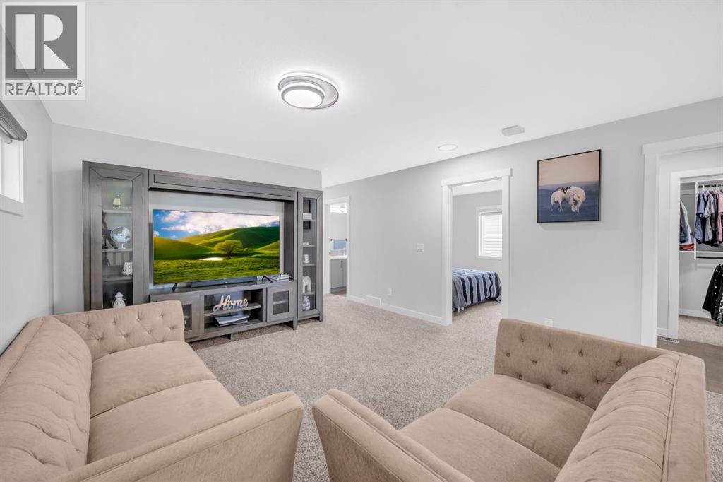 945 Midtown Avenue Sw, Airdrie, Alberta  T4B 4V8 - Photo 24 - A2250393
