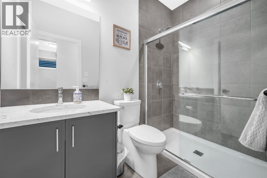 945 Midtown Avenue Sw, Airdrie, Alberta  T4B 4V8 - Photo 8 - A2250393