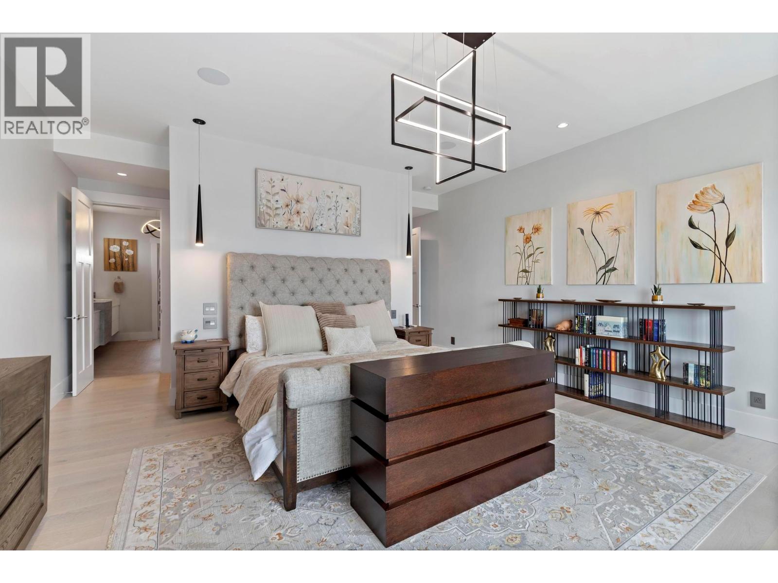 Property at 5564 Upper Mission Drive image 5