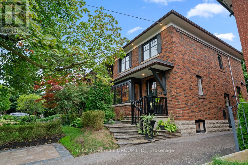 Property at 16 CHUDLEIGH AVENUE image 2