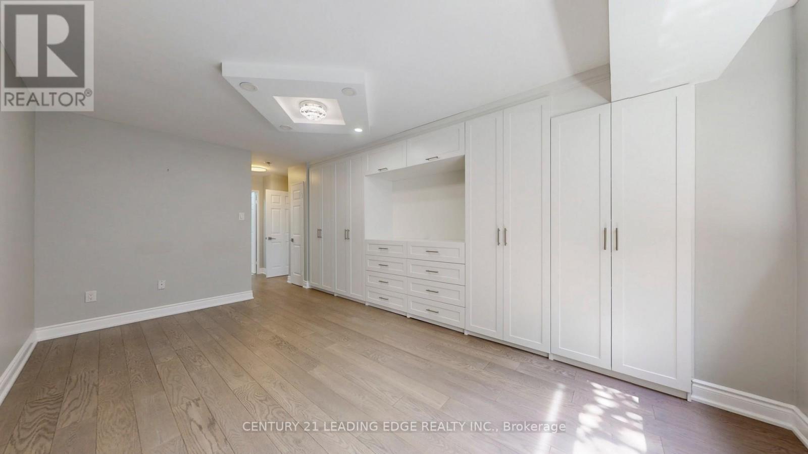 201 - 15 Mcmurrich Street, Toronto, Ontario  M5R 3M6 - Photo 22 - C12357308