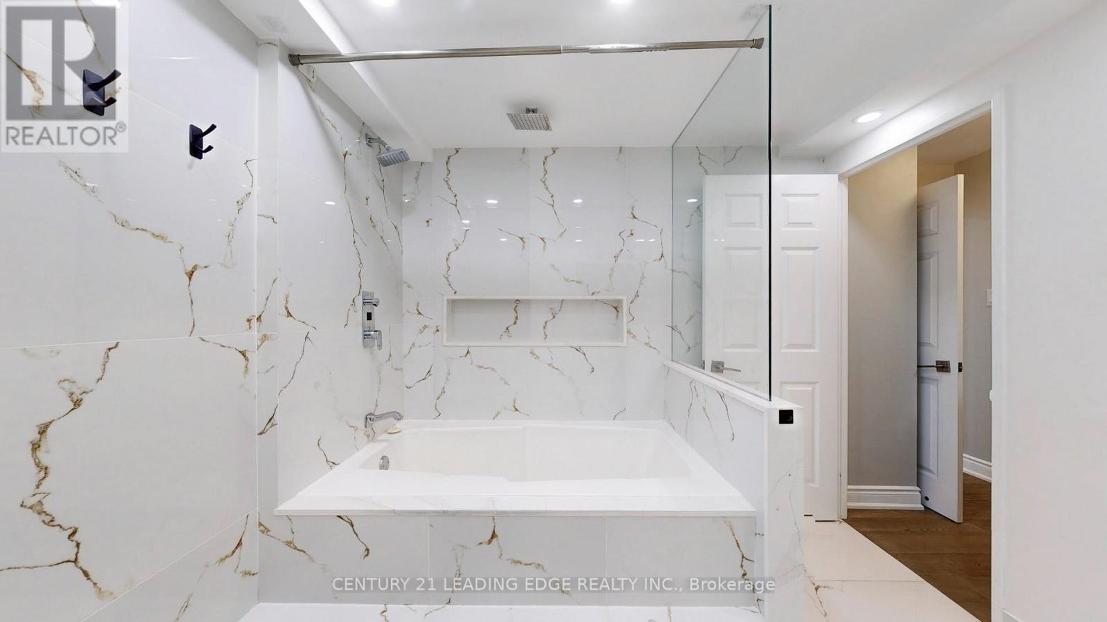 201 - 15 Mcmurrich Street, Toronto, Ontario  M5R 3M6 - Photo 26 - C12357308