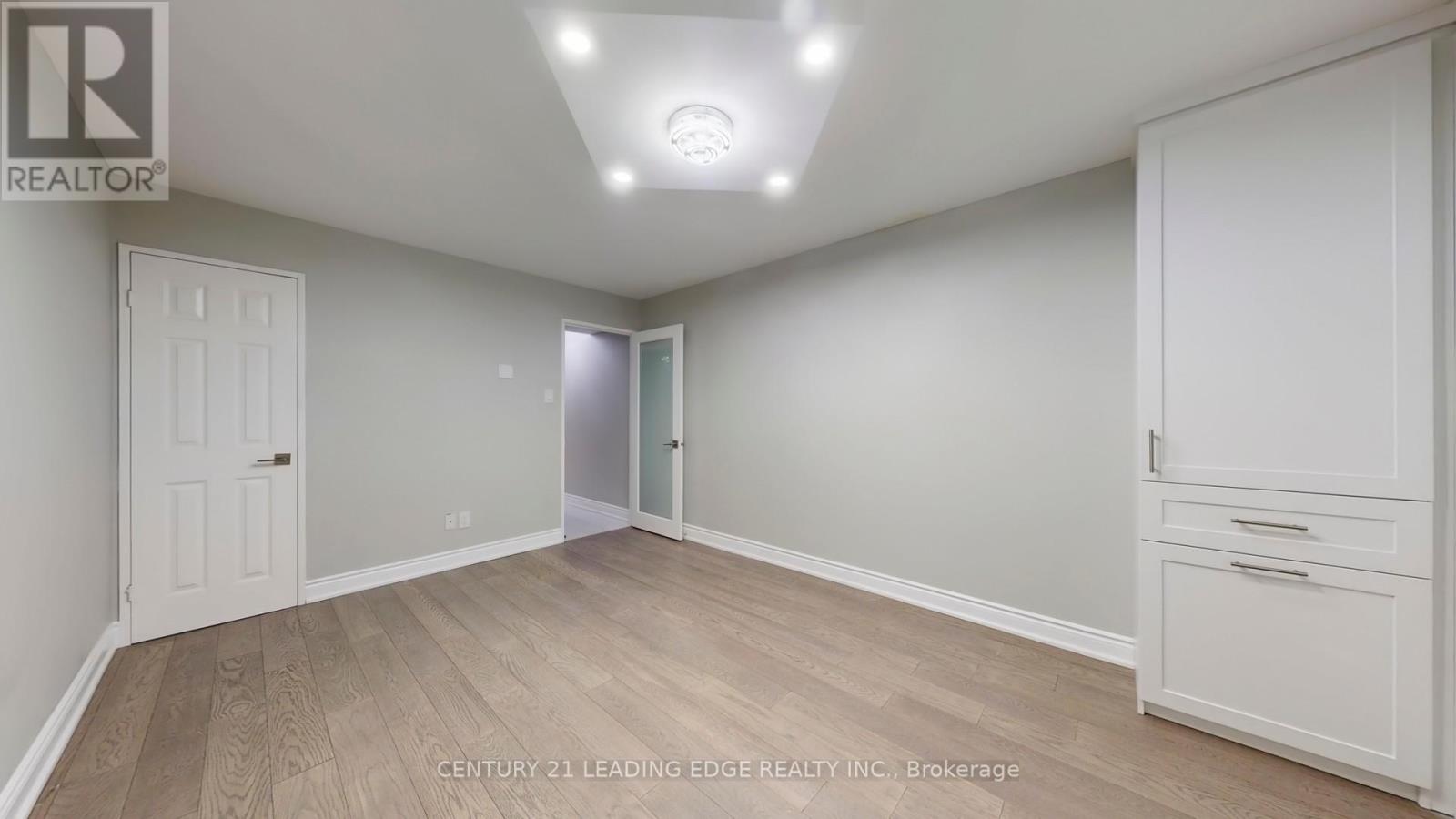 201 - 15 Mcmurrich Street, Toronto, Ontario  M5R 3M6 - Photo 30 - C12357308
