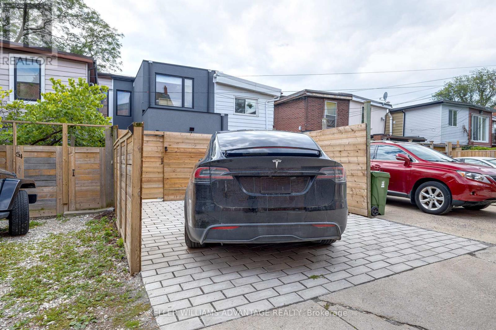 56 Foxley Street, Toronto (Trinity-Bellwoods), Ontario  M6J 1R2 - Photo 34 - C12357309