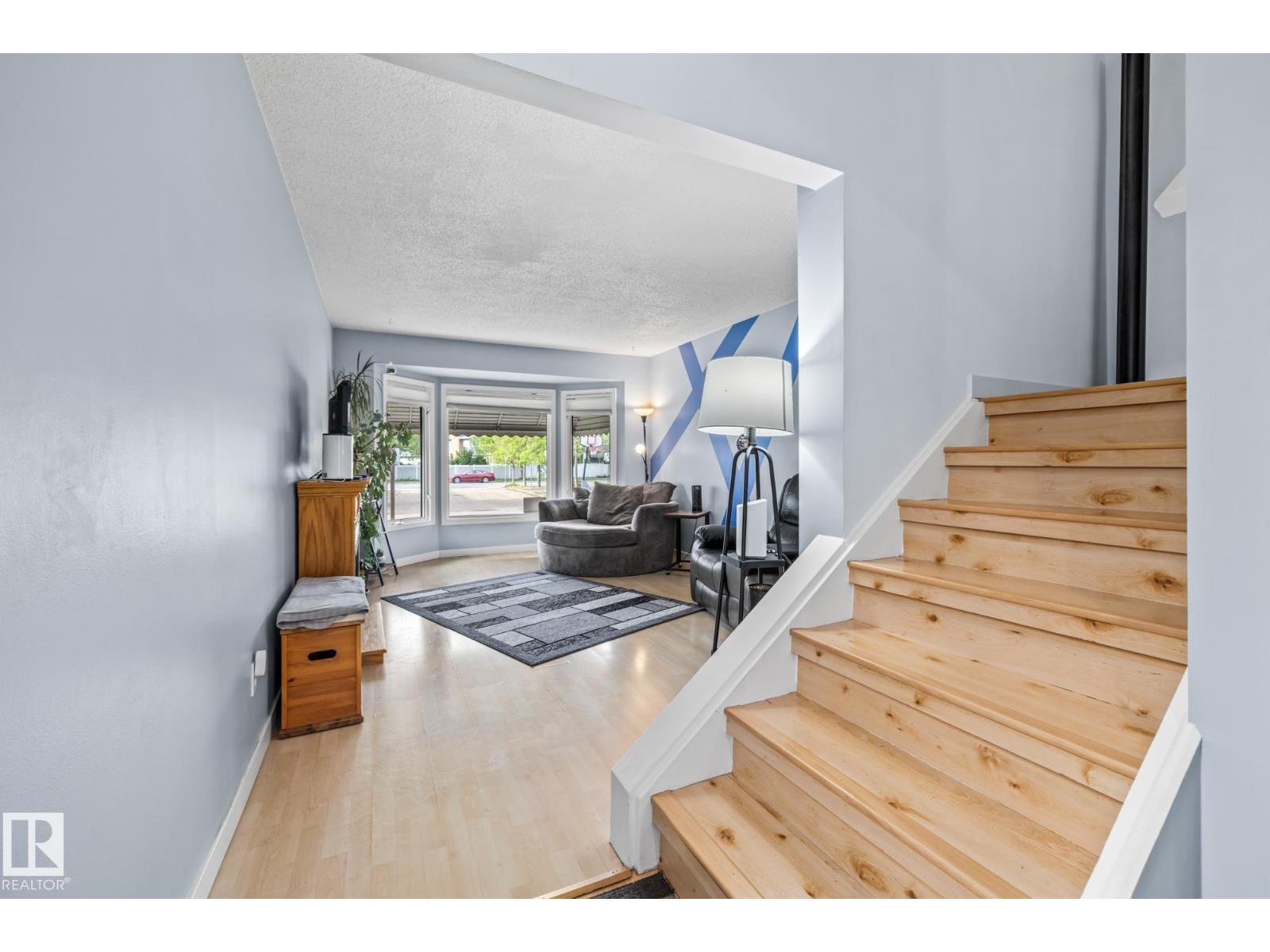 Property at 10940 BEAUMARIS RD NW image 5