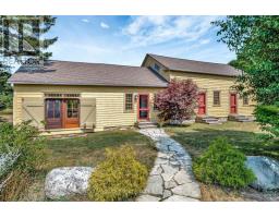 406 Salmon Point Road, Prince Edward County (Athol), Ca