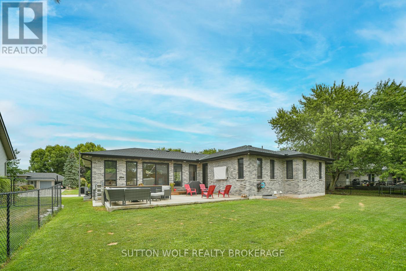 65 Park Avenue, East Zorra-Tavistock, Ontario  N0J 1M0 - Photo 44 - X12357277