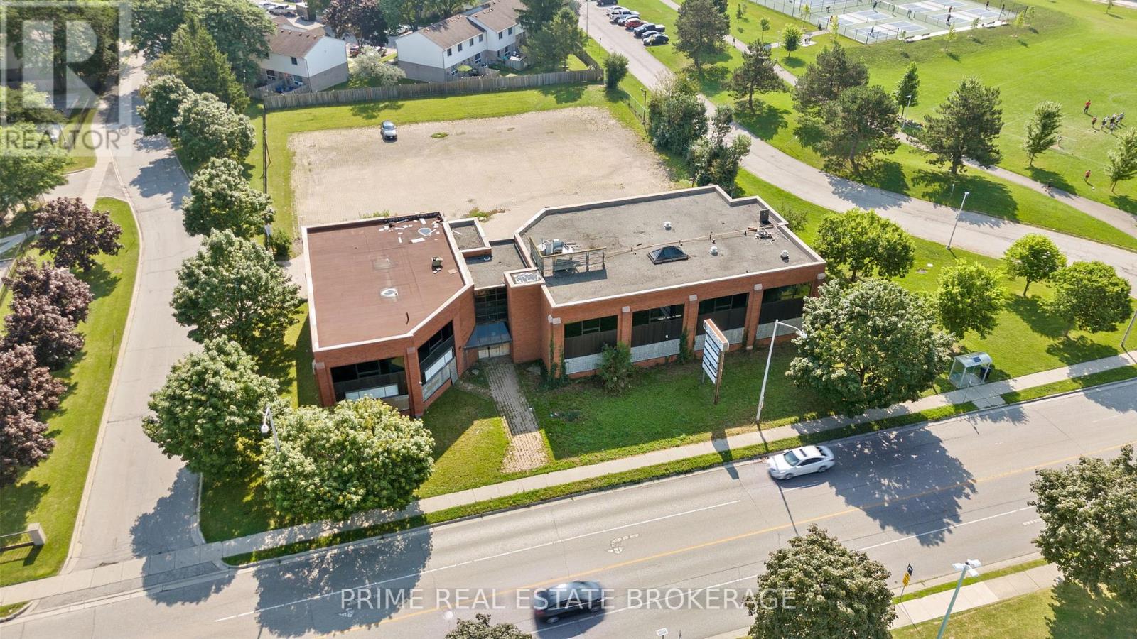 1408 Ernest Avenue, London South, Ontario  N6E 3B2 - Photo 9 - X12353331