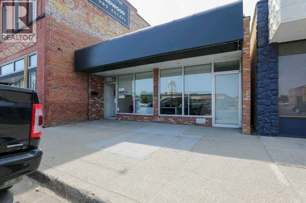 Property at 420 13 Street N image 1
