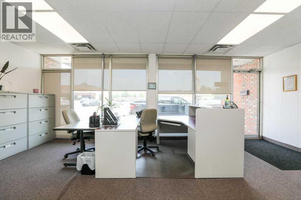 Property at 420 13 Street N image 5