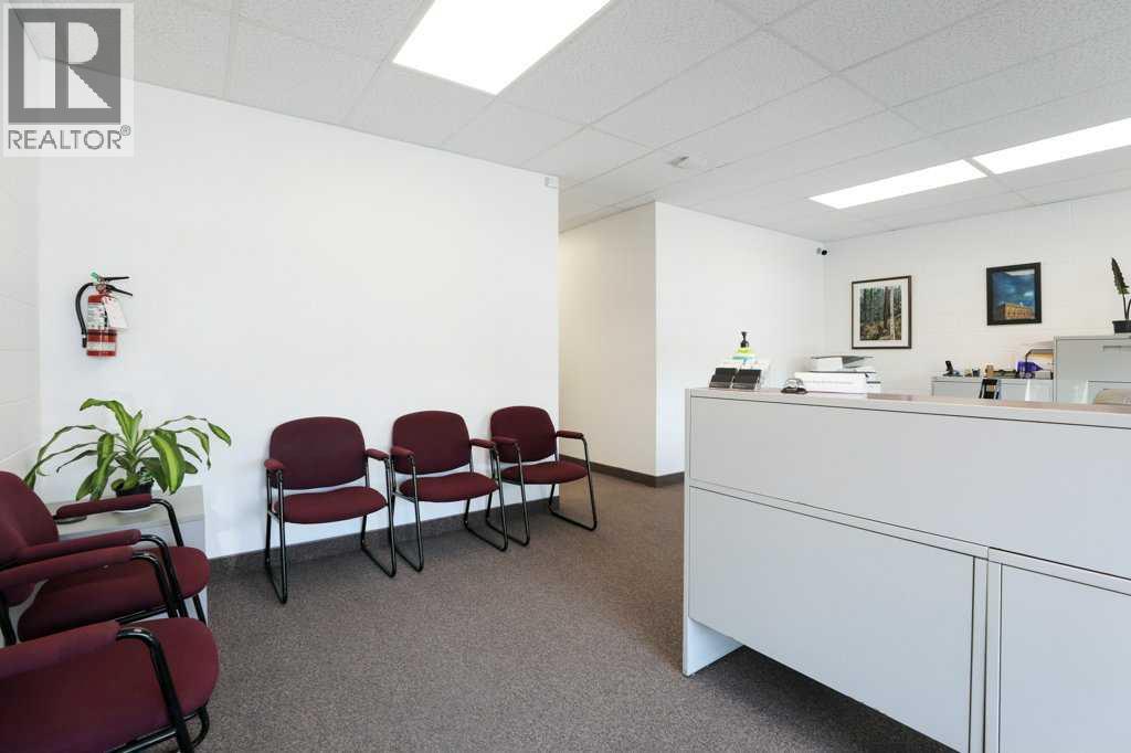 Property at 420 13 Street N image 3