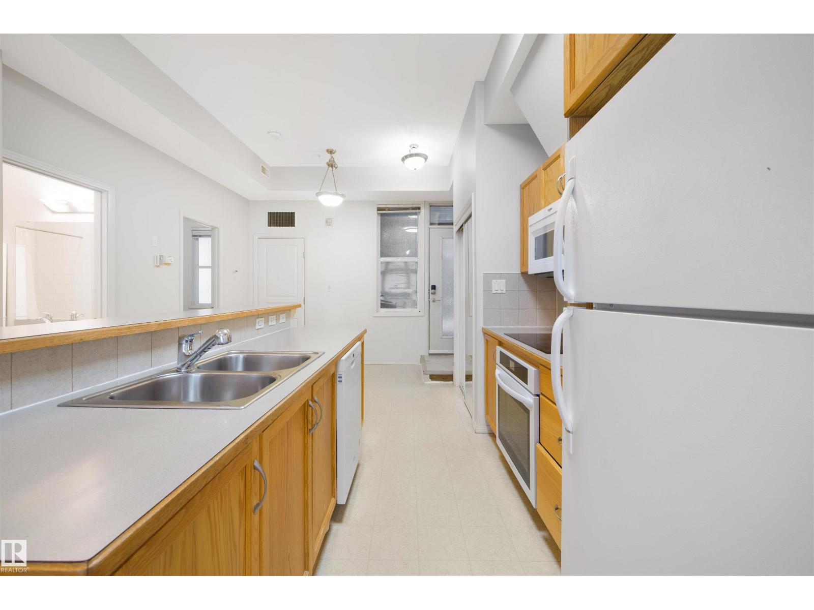 #129 10407 122 St Nw, Edmonton, Alberta  T5N 4B8 - Photo 10 - E4454053