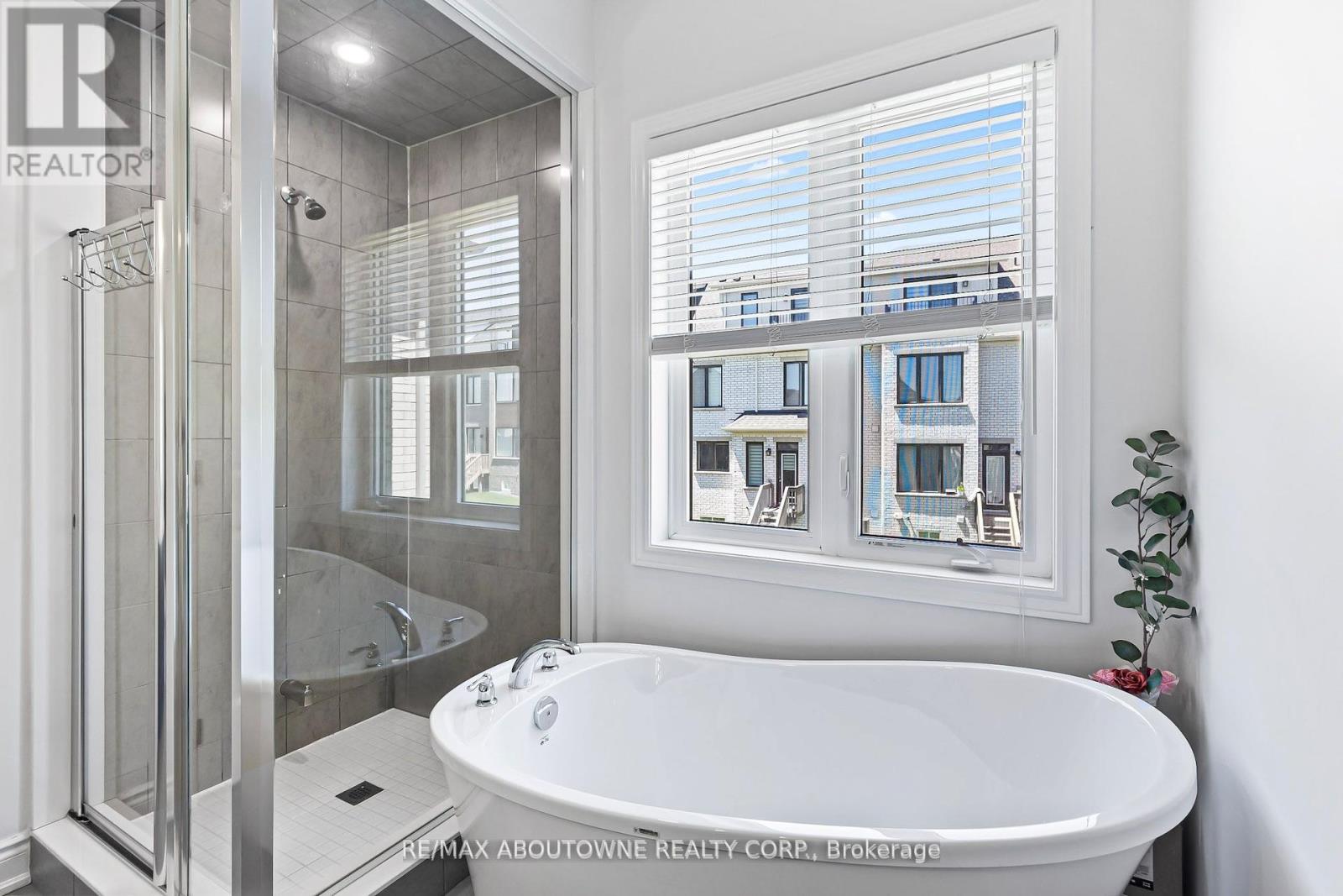 3470 Clayton Trail, Oakville, Ontario  L6H 0Y9 - Photo 26 - W12357304
