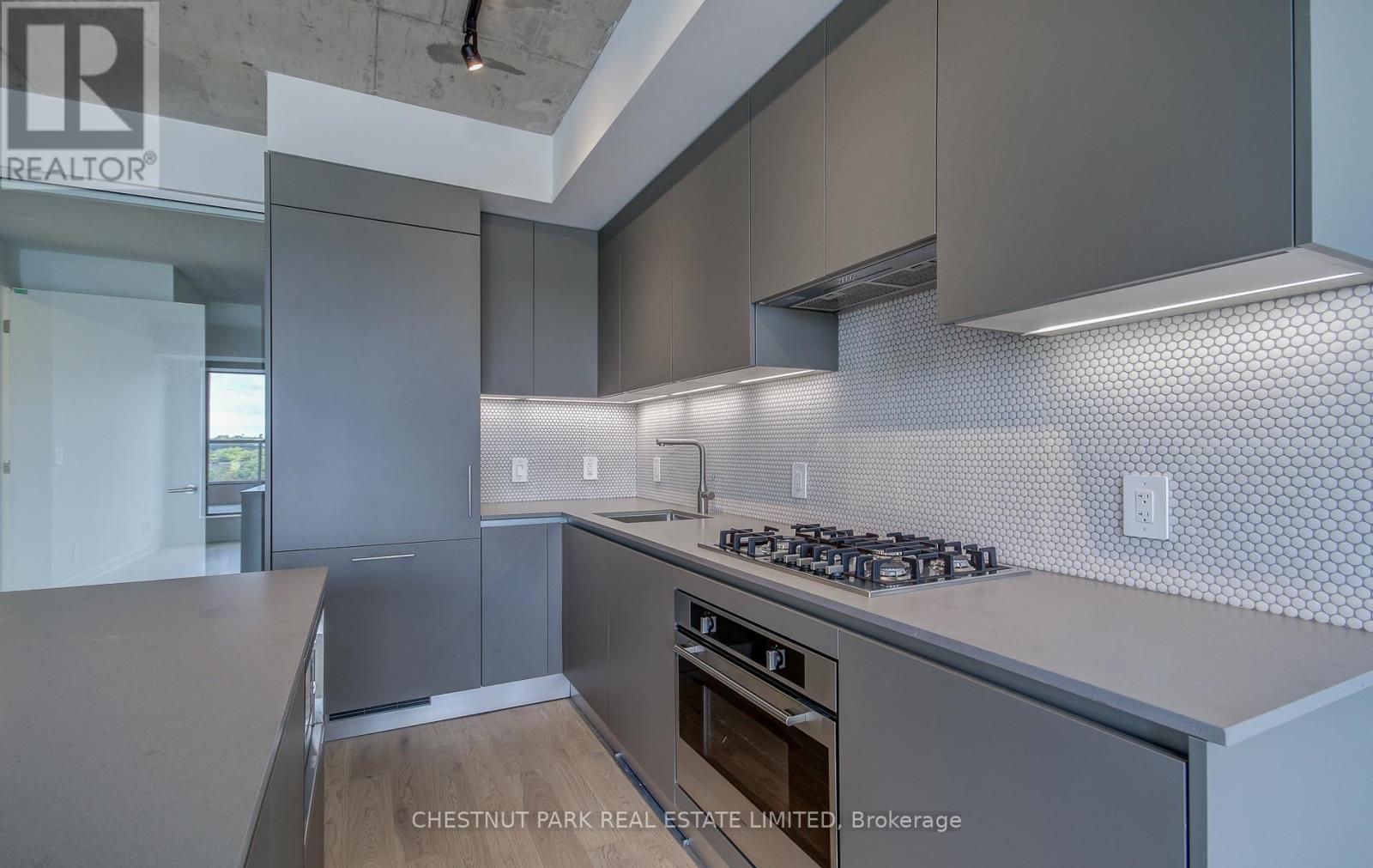 613 - 2720 Dundas Street W, Toronto (Junction Area), Ontario  M6P 1Y2 - Photo 8 - W12357313