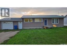 216 1st STREET W