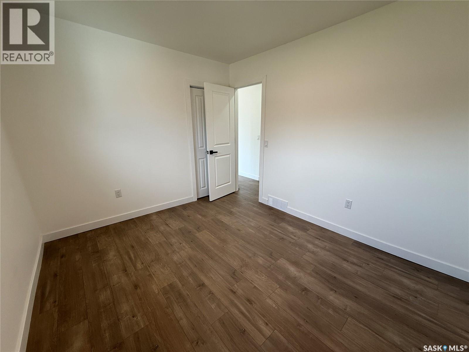 223 Eisenhower Street, Midale, Saskatchewan  S0C 1S0 - Photo 7 - SK016279