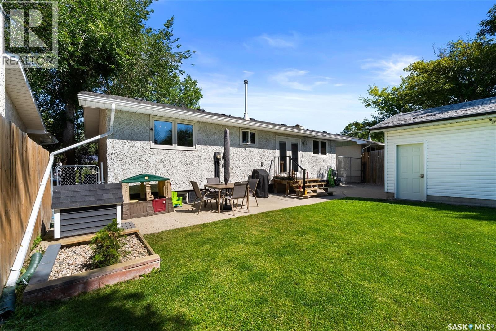 114 Mackenzie Crescent, Regina, Saskatchewan  S4N 5G5 - Photo 26 - SK016273