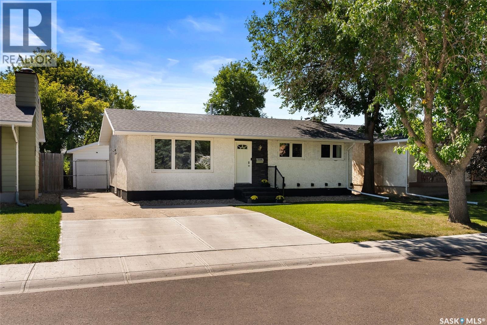 114 Mackenzie Crescent, Regina, Saskatchewan  S4N 5G5 - Photo 31 - SK016273