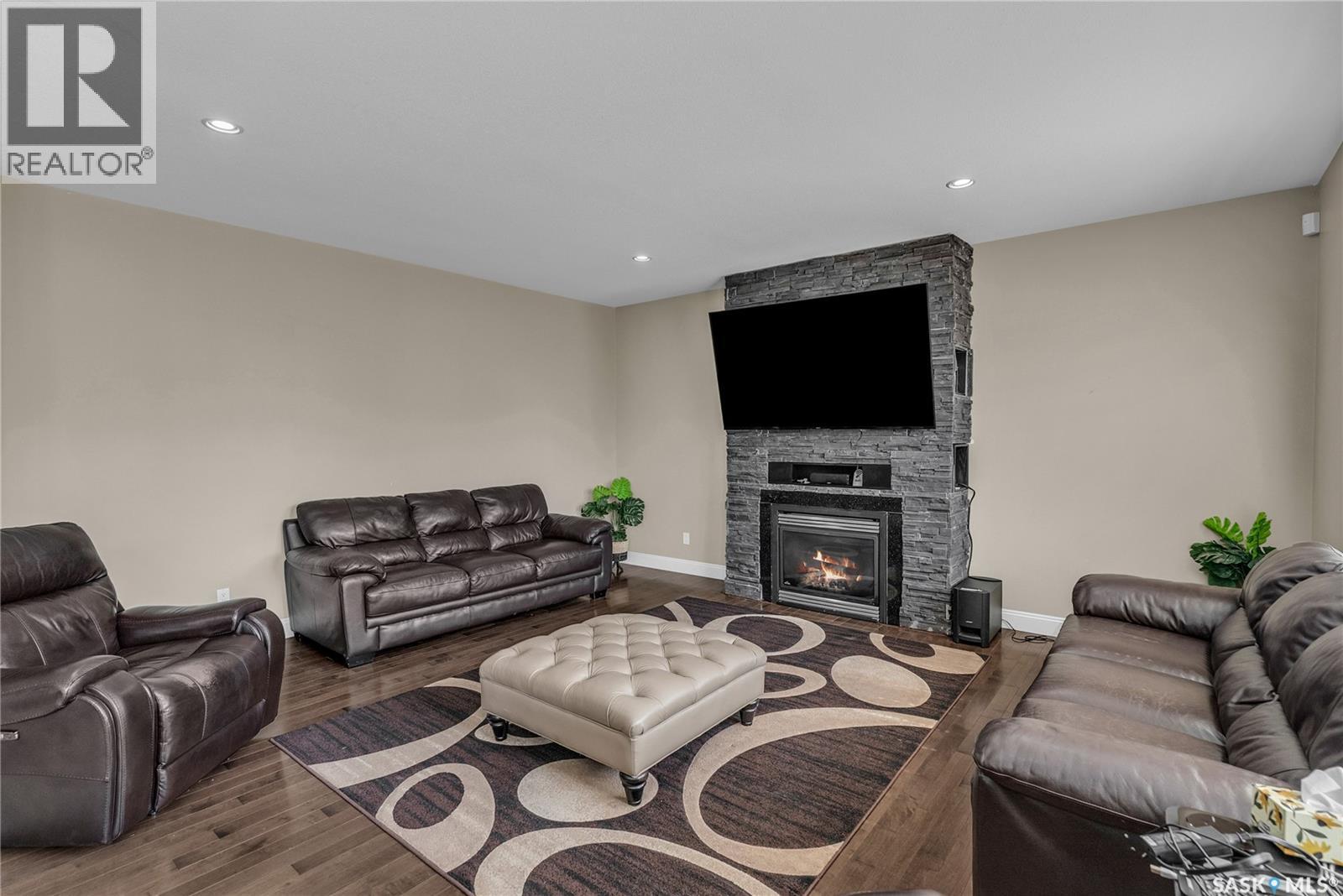 715 Beechdale Way, Saskatoon, Saskatchewan  S7V 0A5 - Photo 14 - SK016165