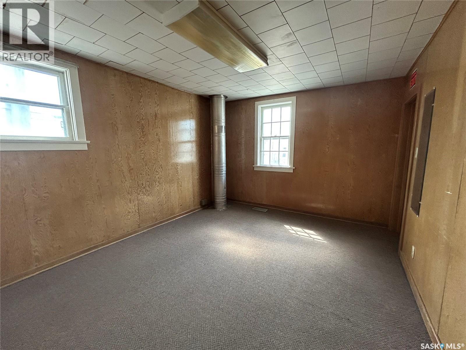 27 Hochelaga Street W, Moose Jaw, Saskatchewan  S6H 2E9 - Photo 31 - SK016145