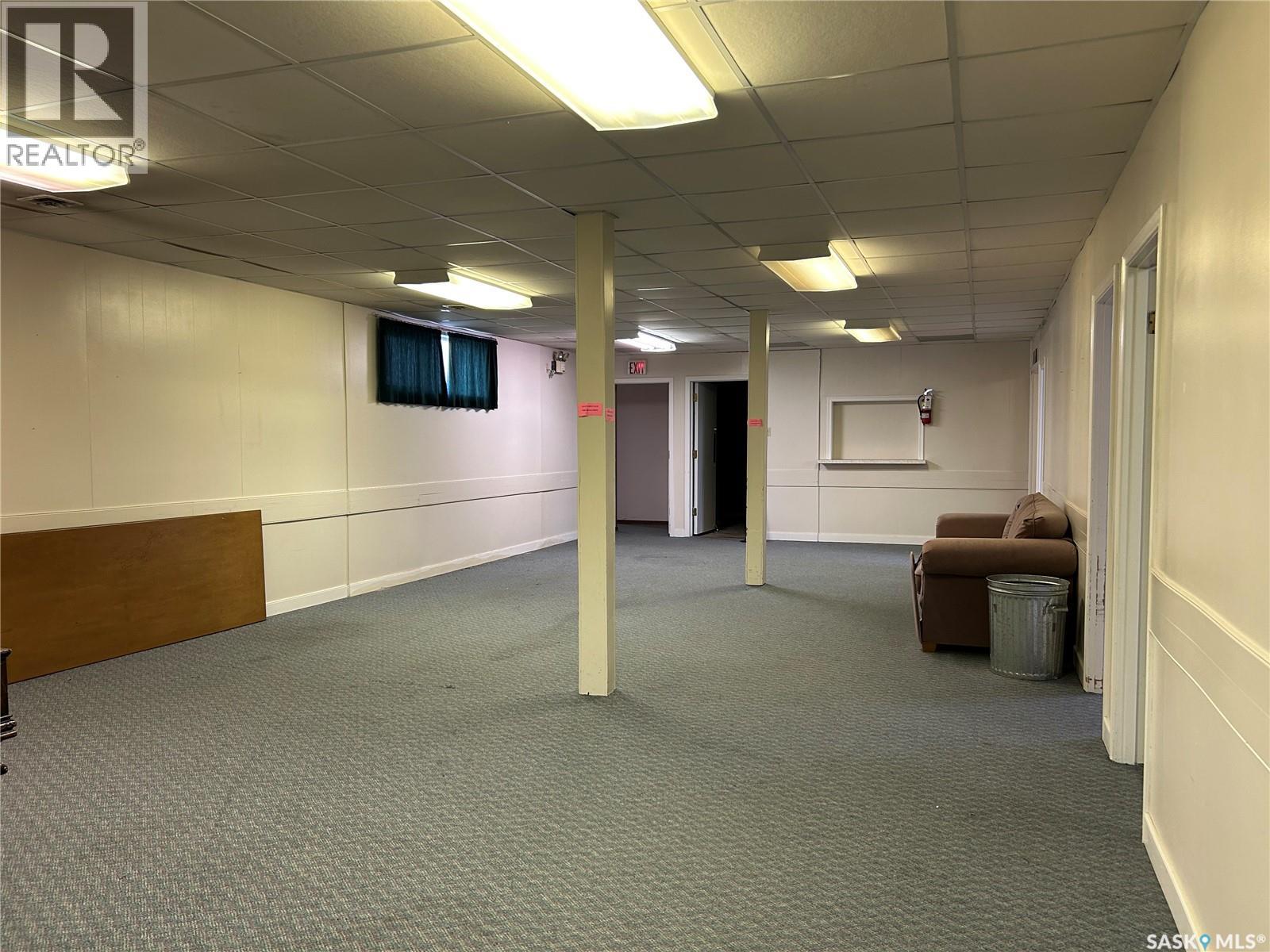 27 Hochelaga Street W, Moose Jaw, Saskatchewan  S6H 2E9 - Photo 36 - SK016145