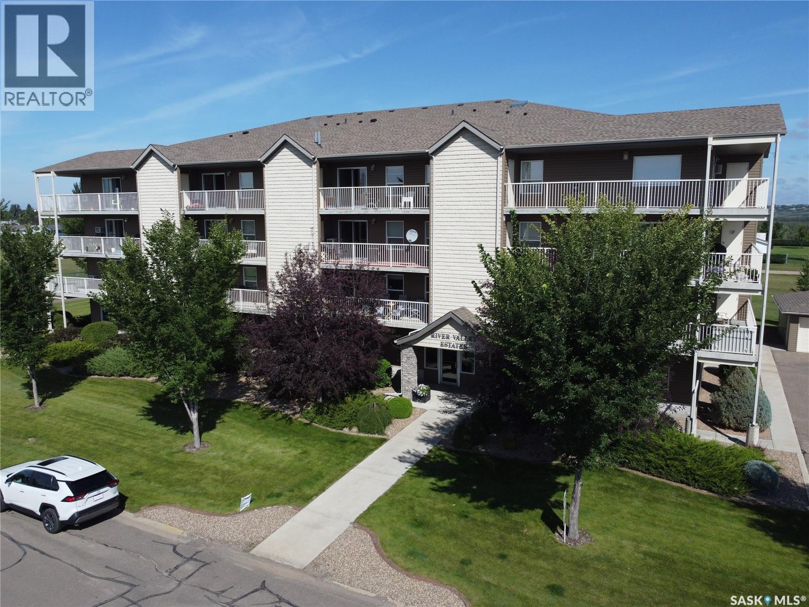 204 2 18th Street E, Battleford, Saskatchewan  S0M 0E0 - Photo 1 - SK016045