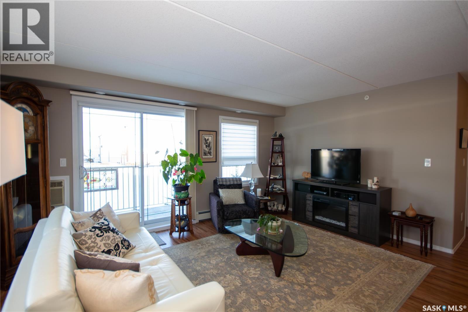 204 2 18th Street E, Battleford, Saskatchewan  S0M 0E0 - Photo 9 - SK016045