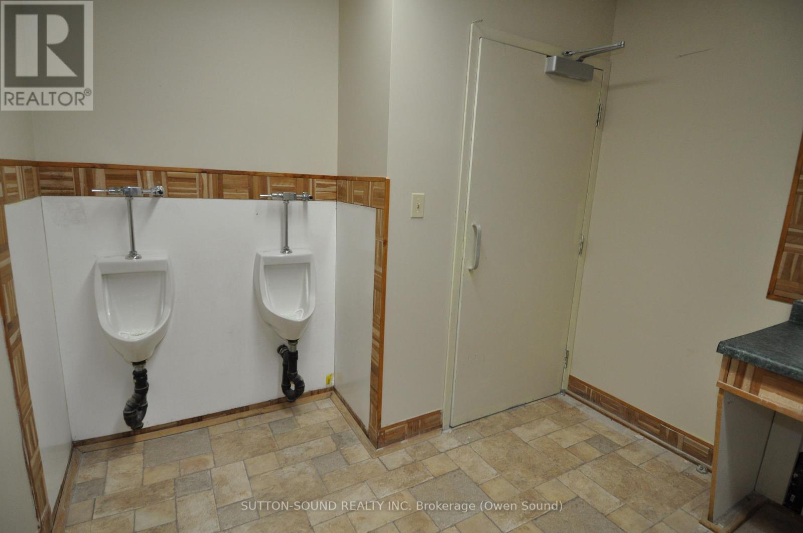 232 8th Street E, Owen Sound, Ontario  N4K 1L1 - Photo 16 - X10848259
