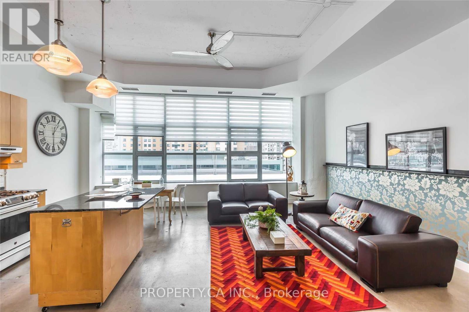 519 - 155 DALHOUSIE STREET, Toronto, Ontario