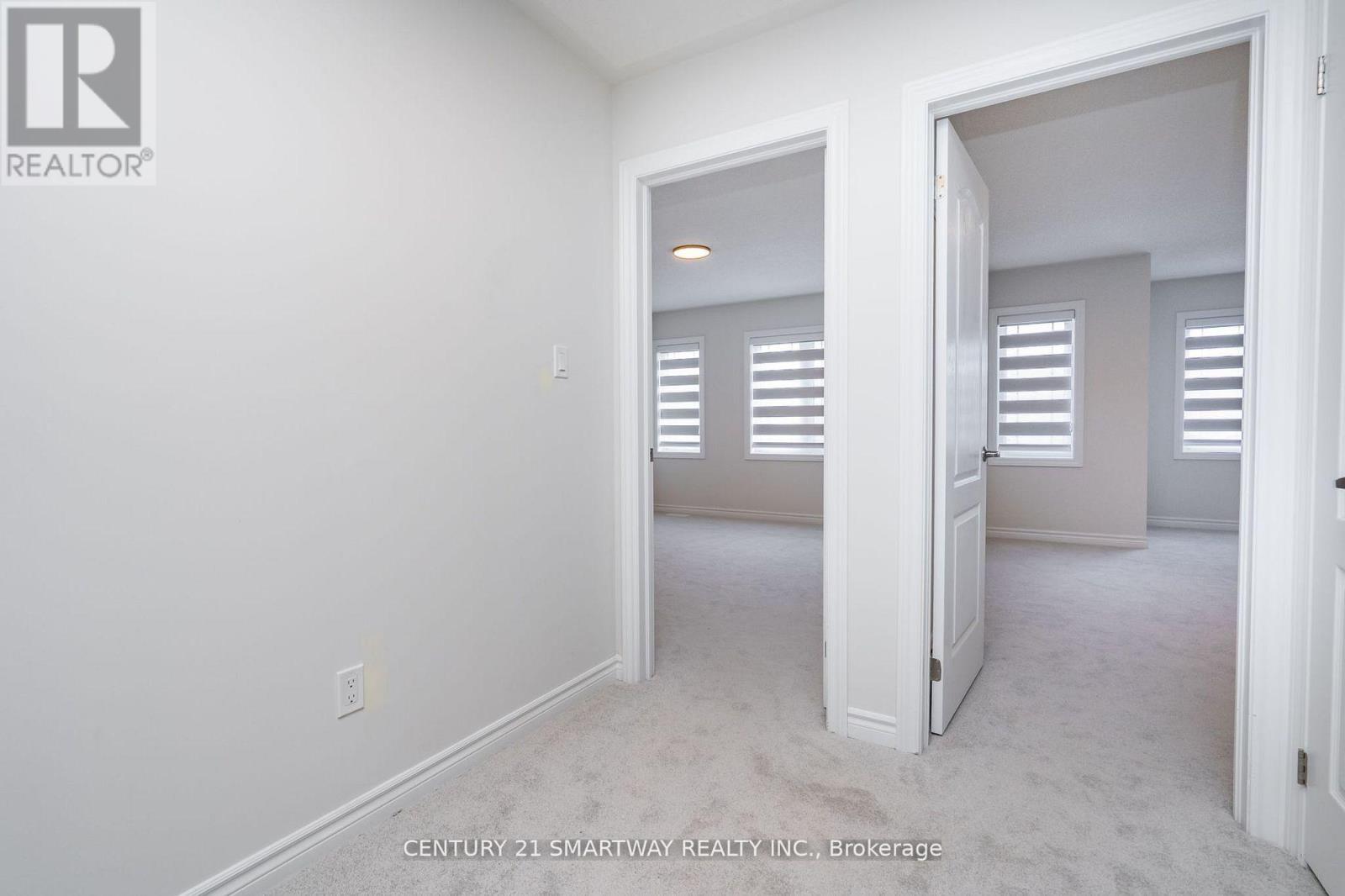 26 Huntsworth Avenue, Thorold, Ontario  L2V 5G7 - Photo 24 - X12357266