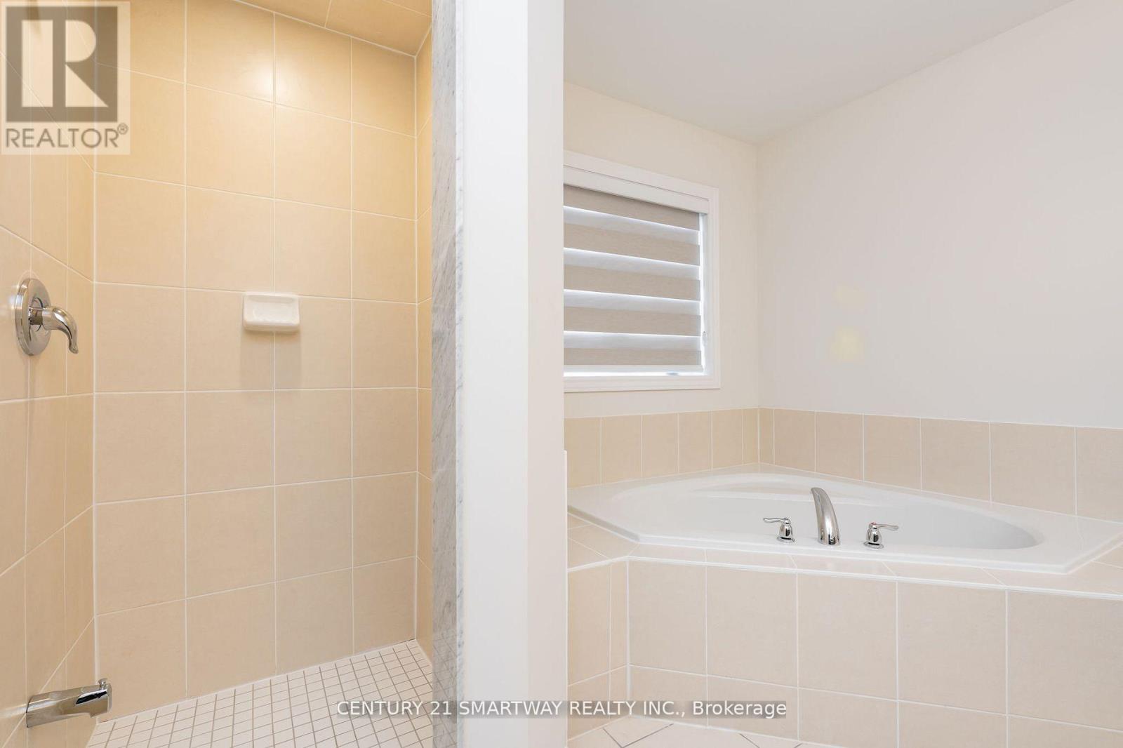 26 Huntsworth Avenue, Thorold, Ontario  L2V 5G7 - Photo 40 - X12357266