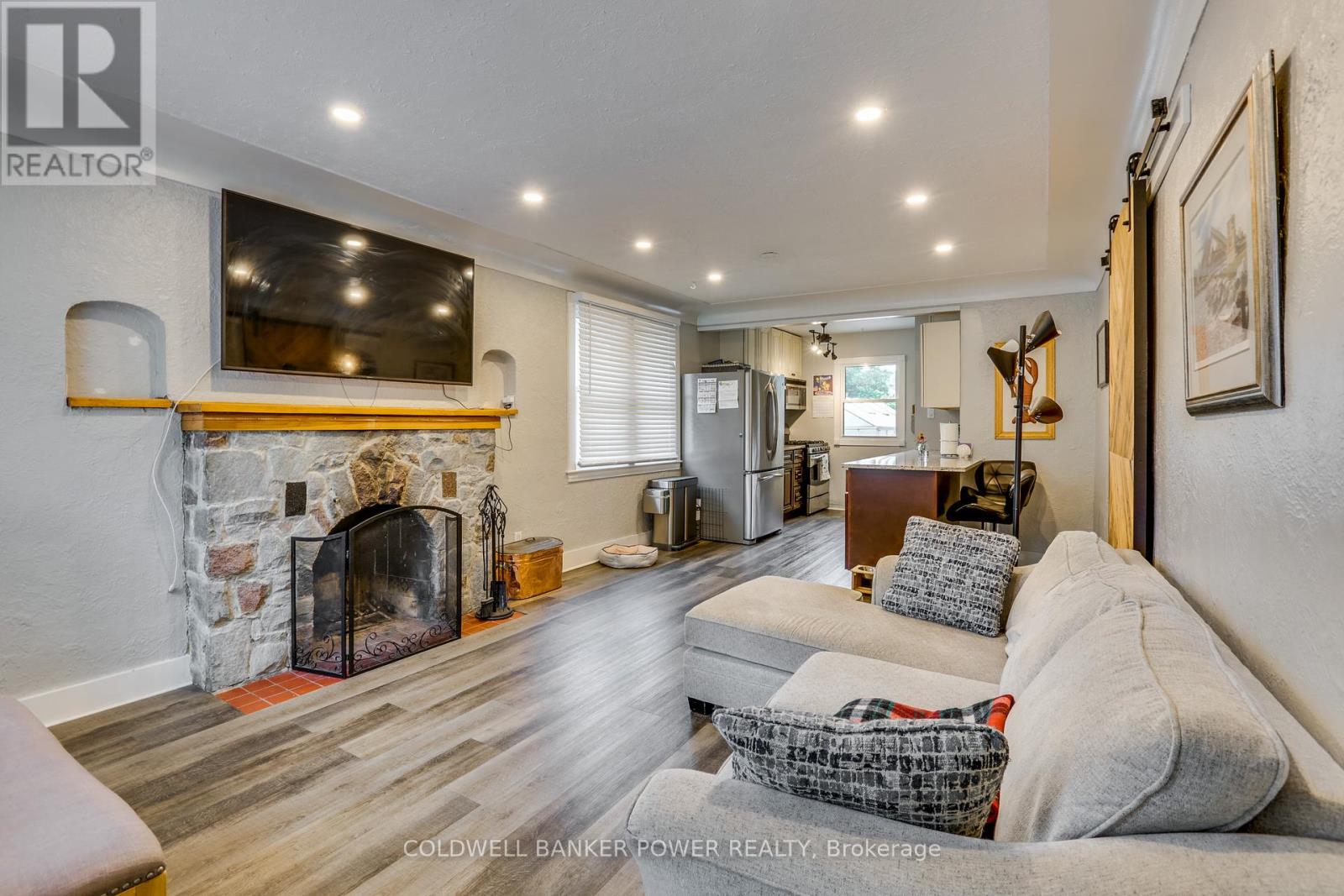 64 Bond Street, London South, Ontario  N6C 1W3 - Photo 3 - X12357460