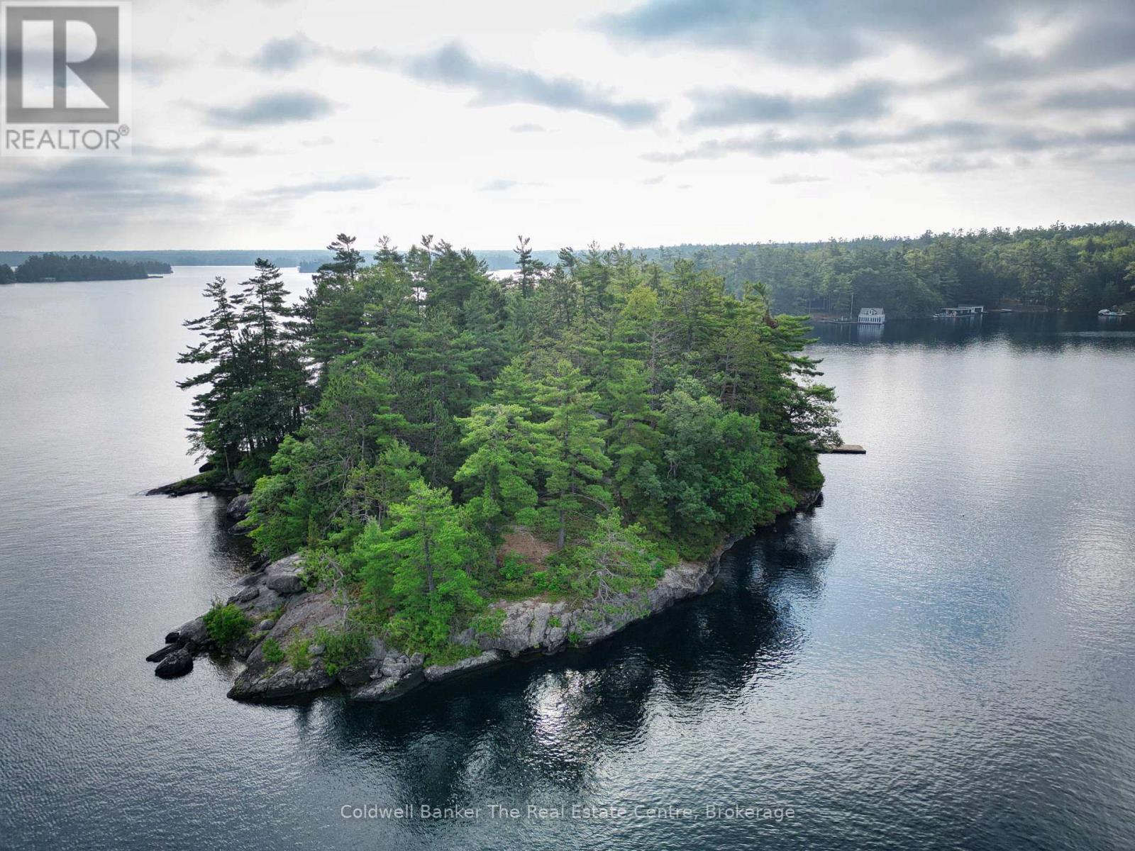1 Island 3lm Island, Gravenhurst, Ontario  P1P 1R2 - Photo 17 - X12346912